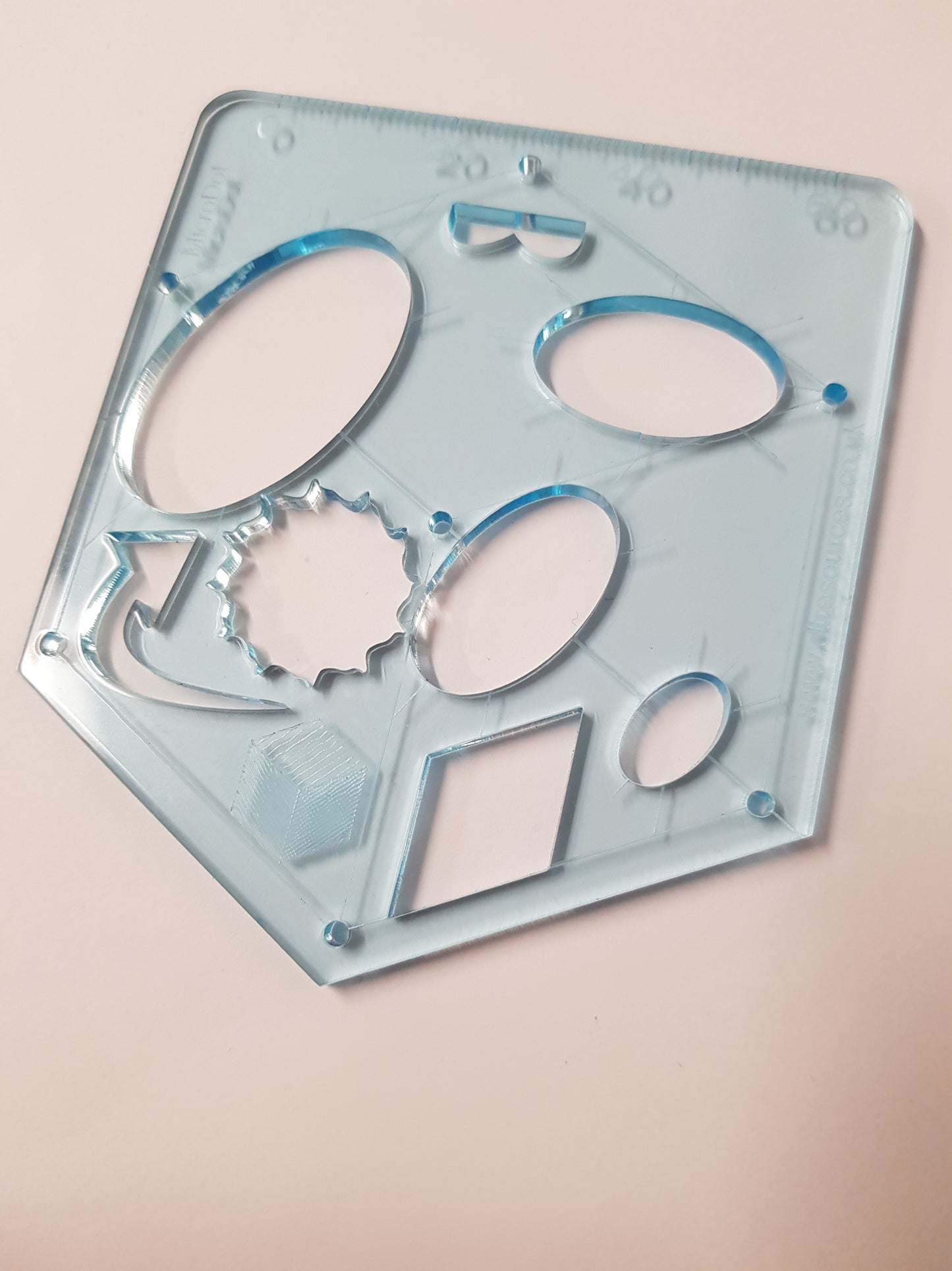 MICRODOT® Isometric Stencil