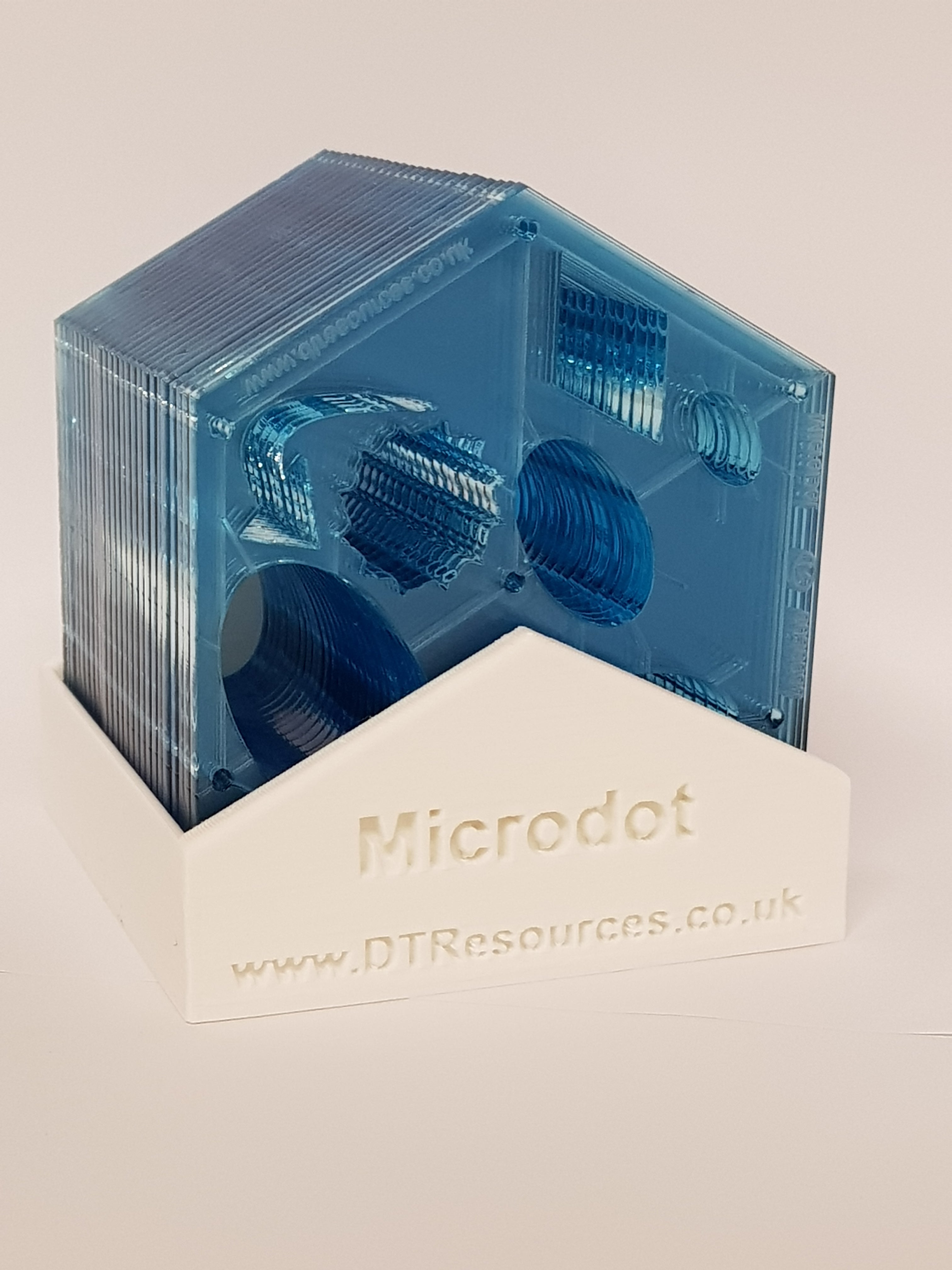 Class pack of 25 Microdot® Isometric stencils – DTRESOURCES Limited